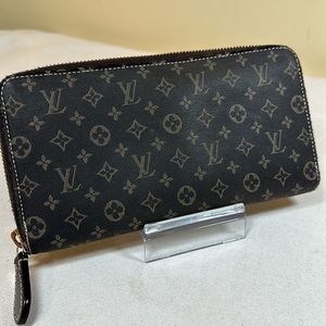 ❤️❤️❤️ SOLD Louis Vuitton Mini Lin zip around wallet w/brown leather interior